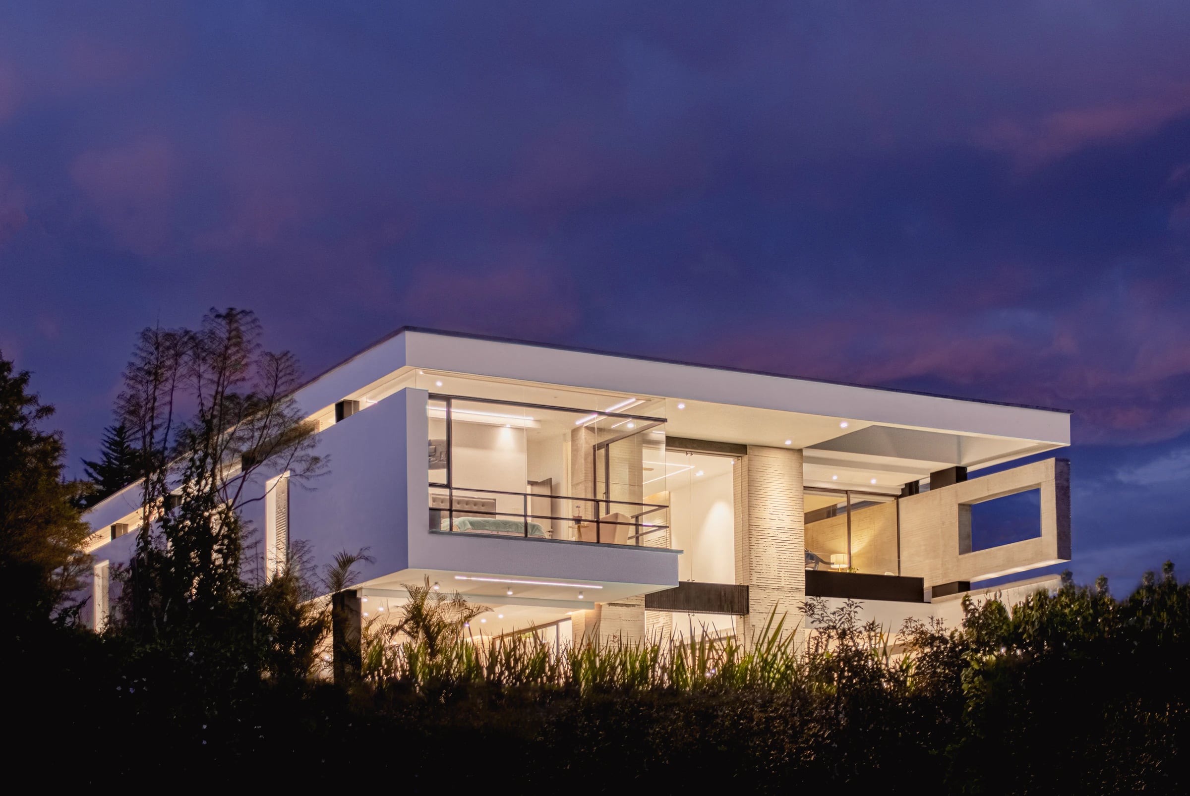 Casa Tulipán Africano, obra de Collectif+3 en Tumbaco, Quito, Ecuador, imagen 1