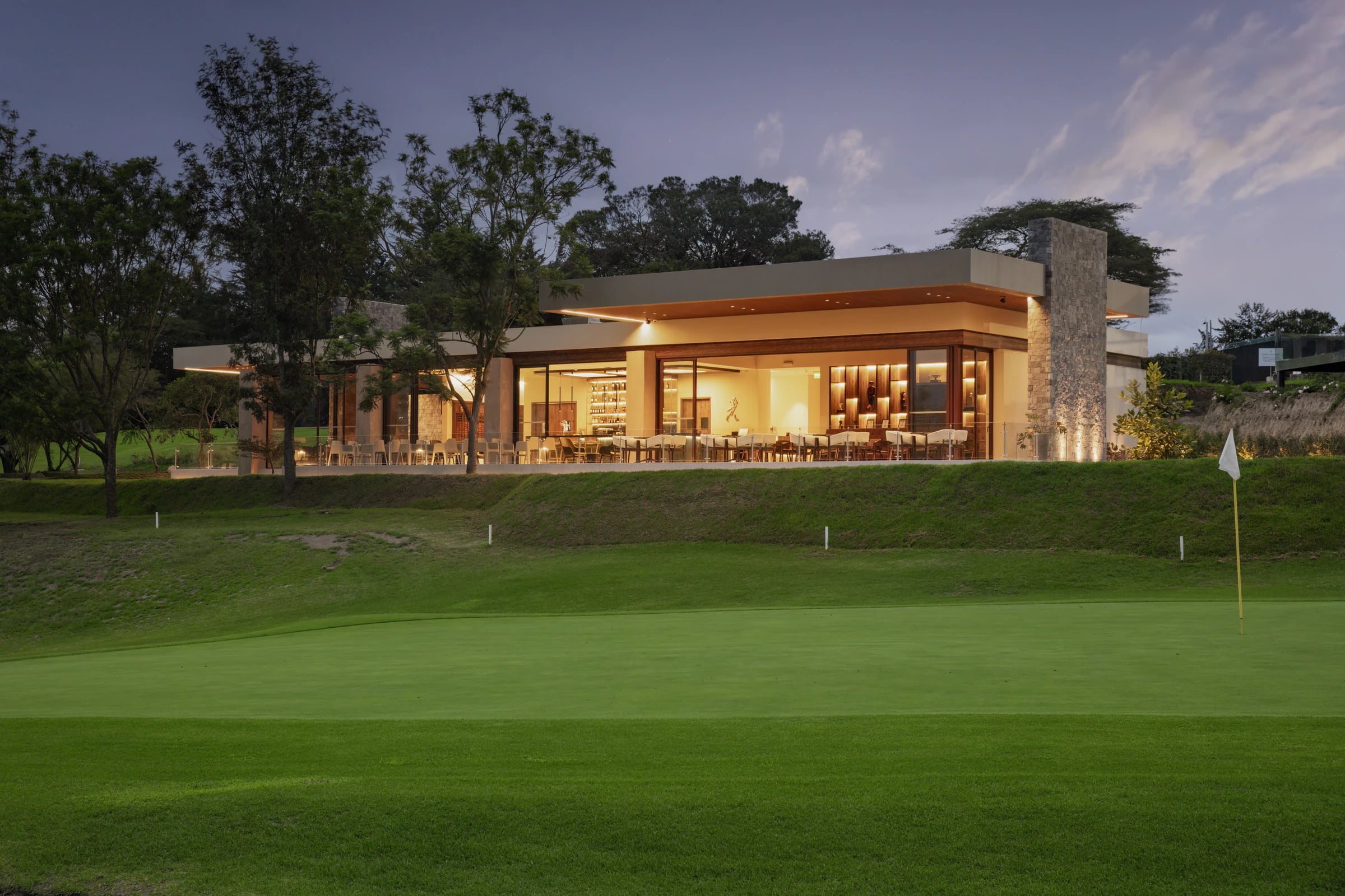The 19th Hole by Collectif+3 in Club Arrayanes, Quito, Ecuador, image 2